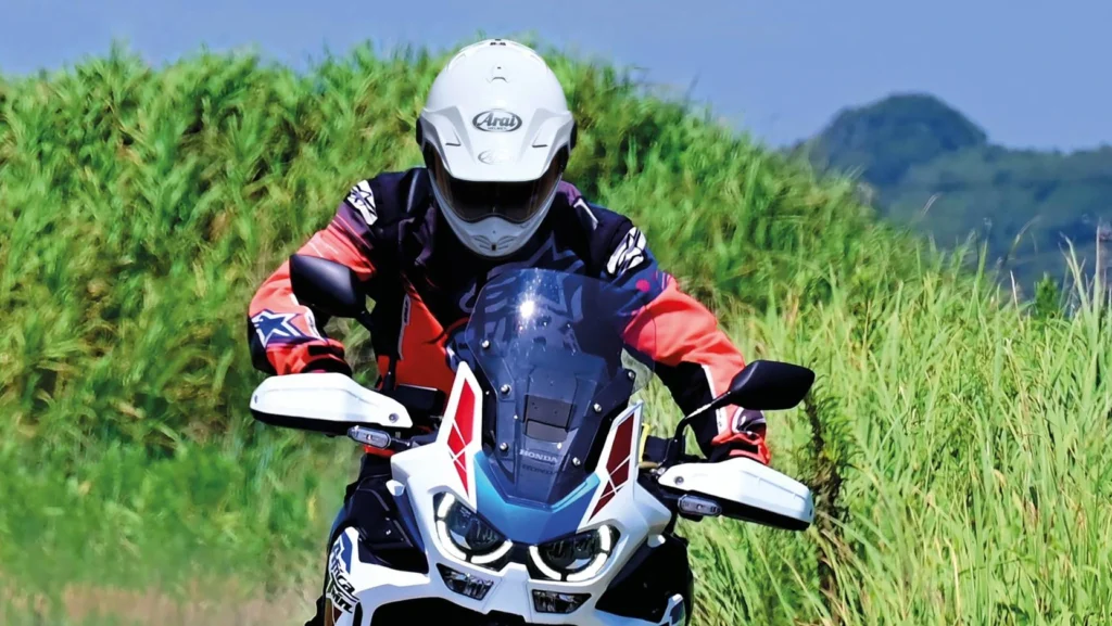 Arai Tour-X5